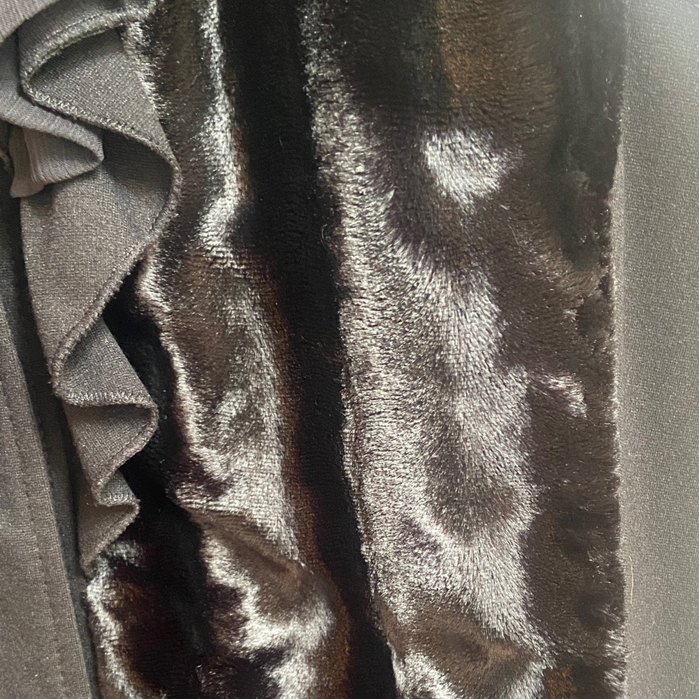 Alfani Black Ruffled Vest with Velvet Front Size L - Picture 5 of 8